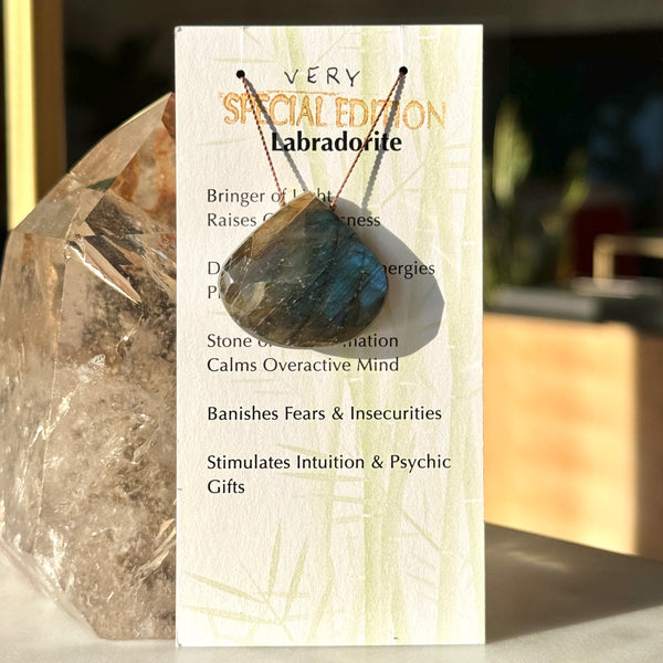 Labradorite Very Special Edition