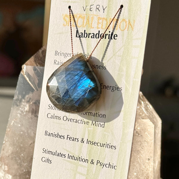 Labradorite Very Special Edition