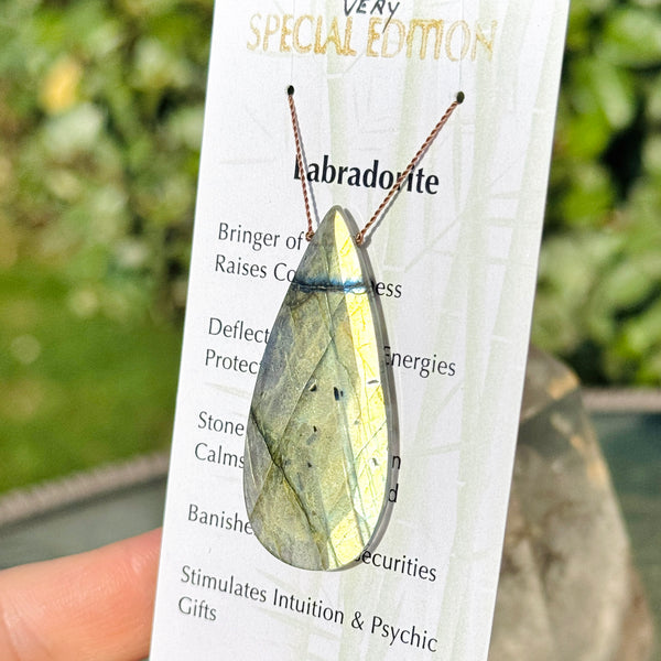 Labradorite Very Special Edition