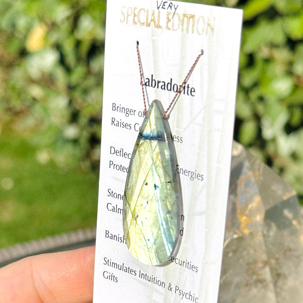 Labradorite Very Special Edition